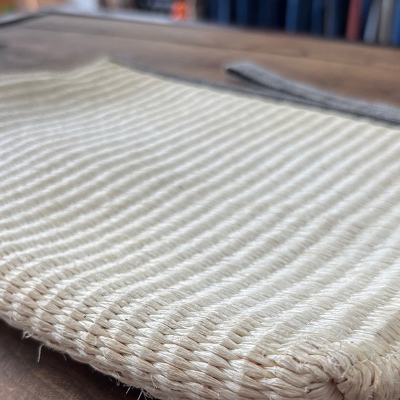 Fendi Black and Cream Clutch with certificate of origin - Picture 3 of 15